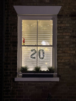 2024 Gwydir St festive window